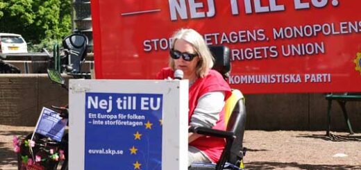 Winnie Svendsen, ordförande i SKP Malmö – här under en manifestation inför EU-valet 2019.